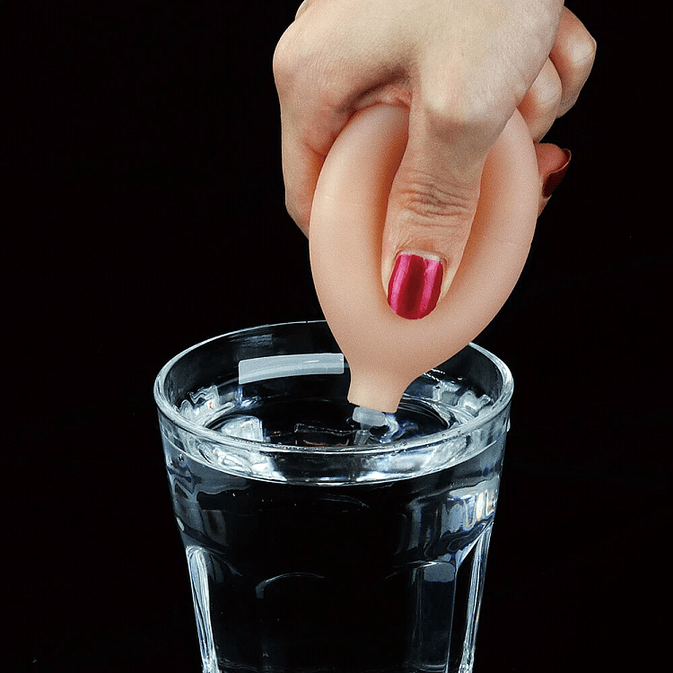 SMD UltraWet 2.0 Realistic Dildo Vibrator & Ejaculator, 2-in-1 Δoνούμενο & Squirting Dildo με Βεντούζα & Αντλία, 20,5cm, Flesh